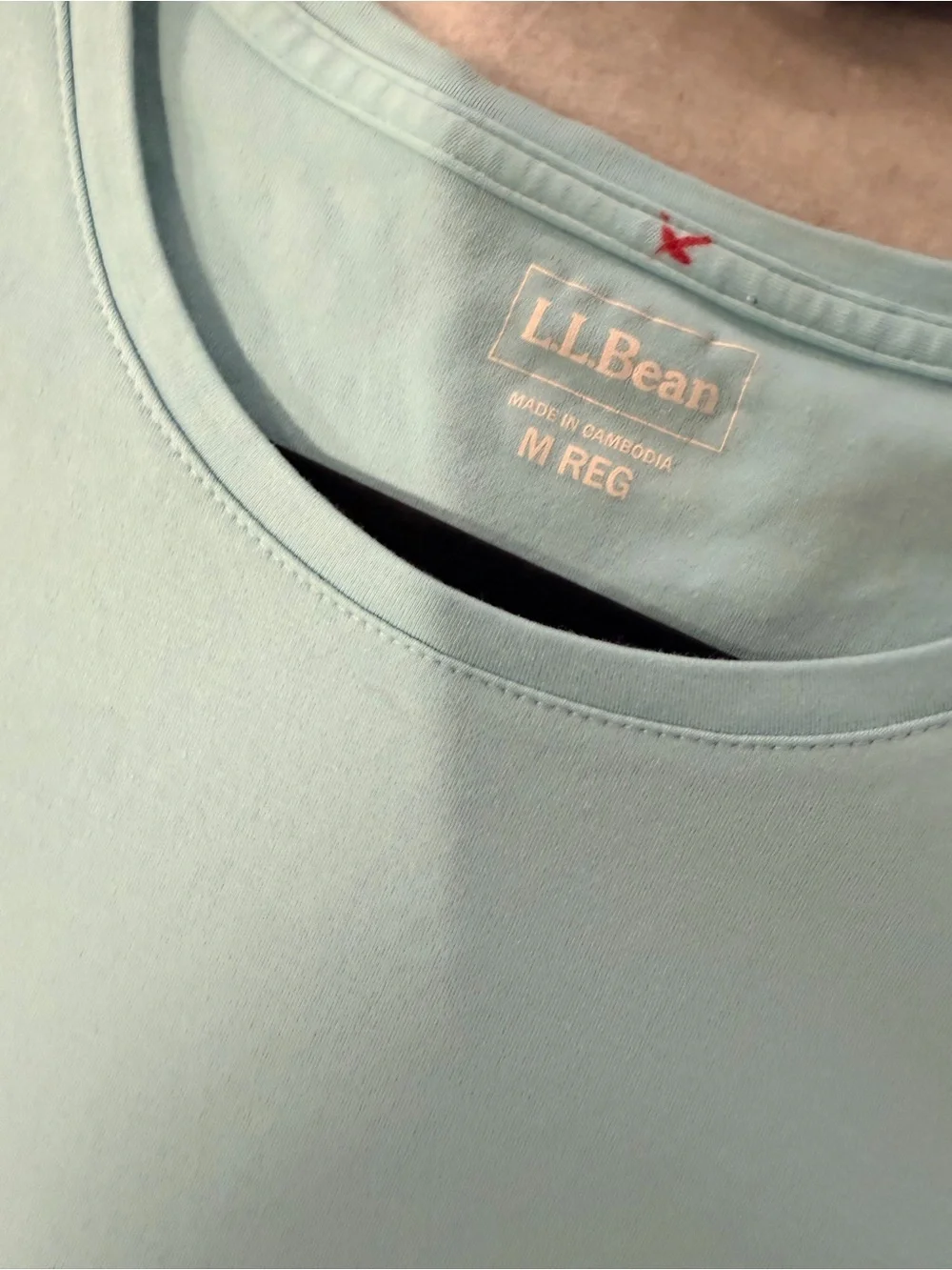 L.L. Bean Size M Light Blue Short Sleeve Crew Neck Cotton Stretch Tee Shirt